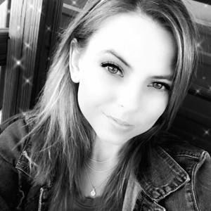 Meet your Posher, Brittney